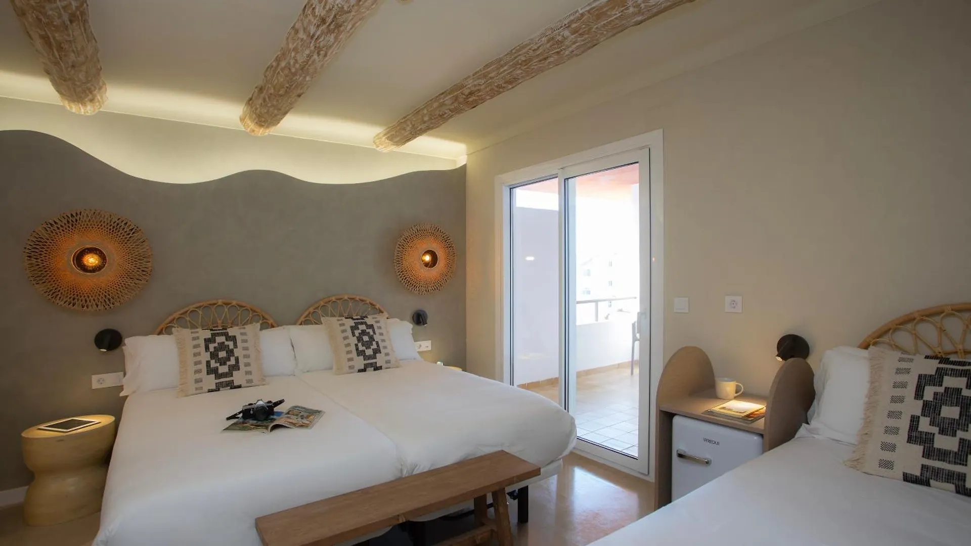 Casual Bahia Ibiza Hotel San Antonio   San Antonio (Ibiza)