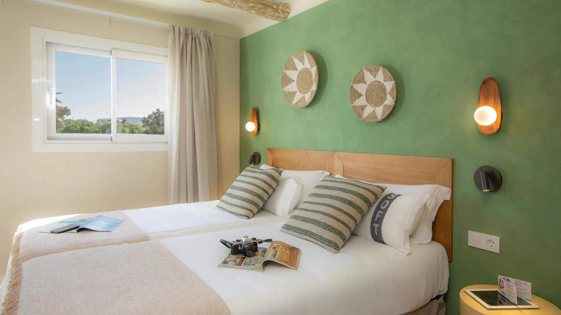 Casual Bahia Ibiza Hotel San Antonio  San Antonio (Ibiza)