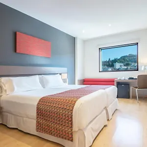 By Pierre & 4* Granada