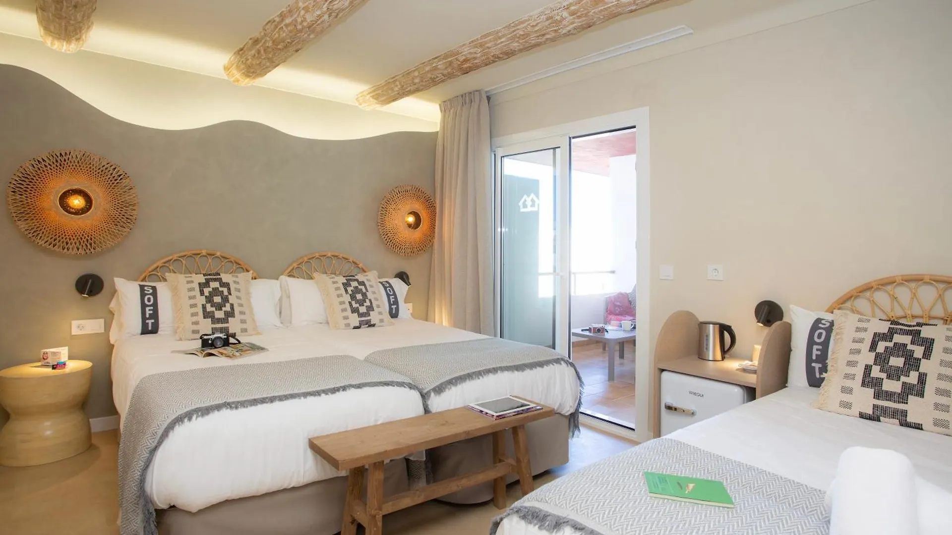 מלון Sant Antoni de Portmany Casual Bahia Ibiza